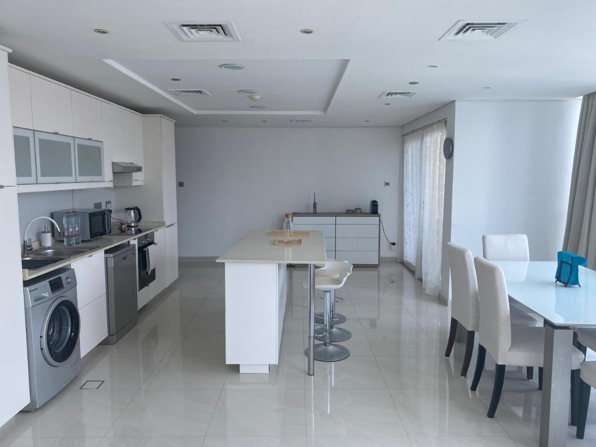 One Bedroom Apartment With Pool & Gym Near Marina Dubaj Exteriér fotografie