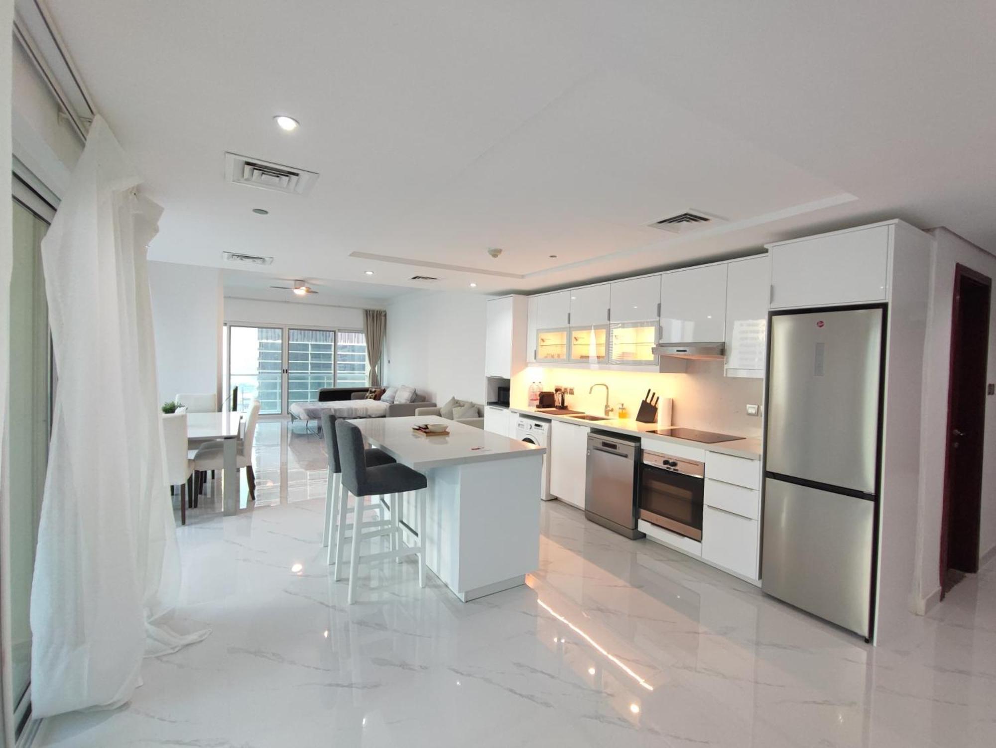 One Bedroom Apartment With Pool & Gym Near Marina Dubaj Exteriér fotografie